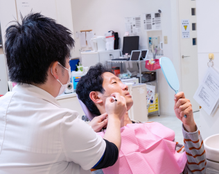 コンパス歯科クリニック蕨 pc版咬筋ボツリヌス治療風景